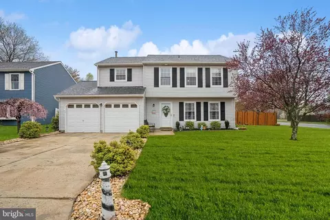 137 Robins Run E, Swedesboro, NJ 08085
