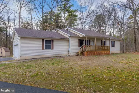 600 Holly Dr, Franklinville, NJ 08322