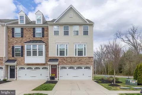 62 Peacock Cir, Sewell, NJ 08080