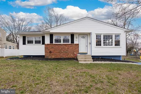 388 Wedgewood Dr, Turnersville, NJ 08012