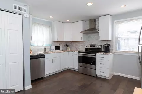 Kitchen - 130 6th Ave, Pitman, NJ 08071 photo 2 of 2