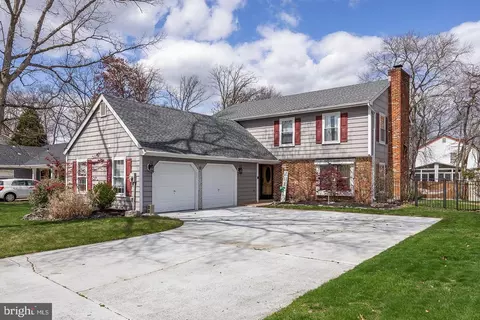 19 Draco Dr, Sewell, NJ 08080