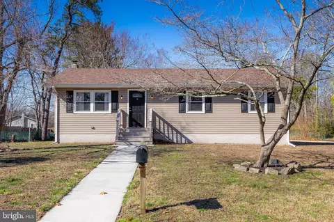 902 Roosevelt Blvd, Clayton, NJ 08312