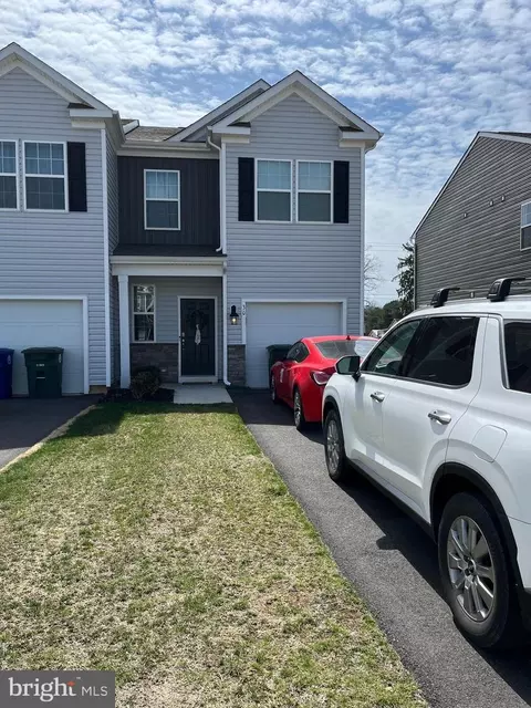 30 Arlotta St, Glassboro, NJ 08028