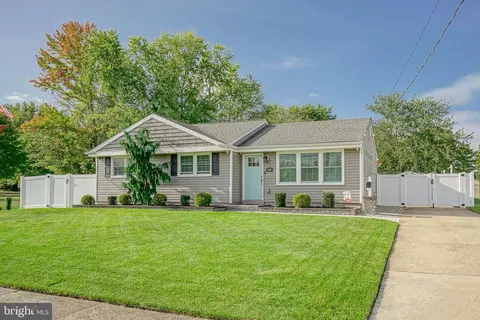 949 Mantua Blvd, Sewell, NJ 08080