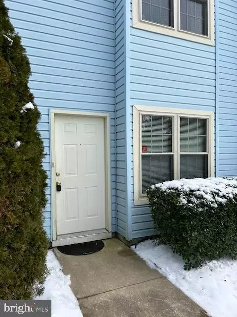 447 Atlanta Ct, Sewell, NJ 08080