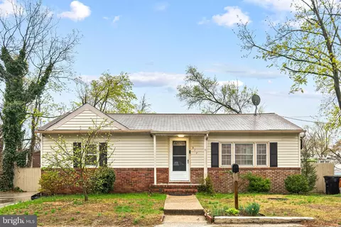 917 Davis St, Deptford, NJ 08096