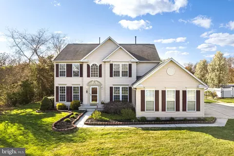 39 Nicholas Dr, Sicklerville, NJ 08081