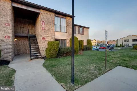13 Camelot Pl, Sewell, NJ 08080