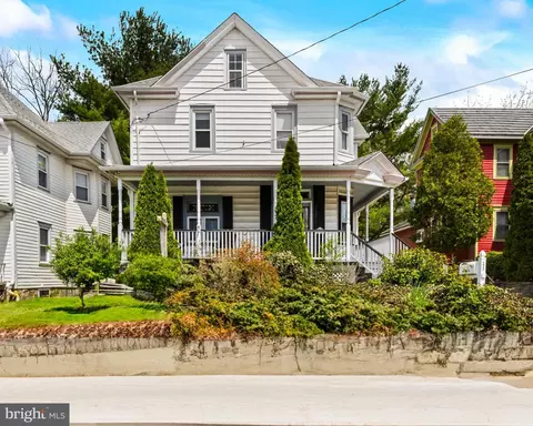 35 Simpson Ave, Pitman, NJ 08071