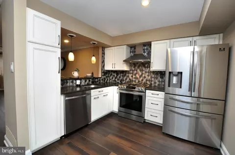 148 Covered Bridge Ct, Sewell, NJ 08080