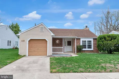 59 Lakebridge Dr, Deptford, NJ 08096