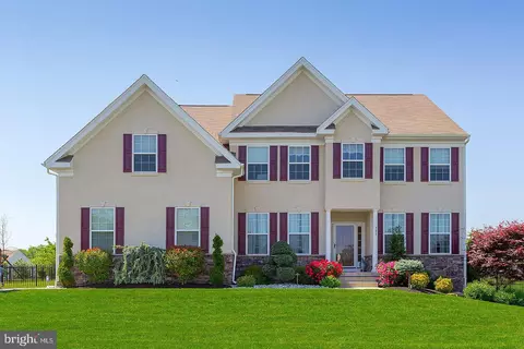 307 Beech Ln, Mullica Hill, NJ 08062