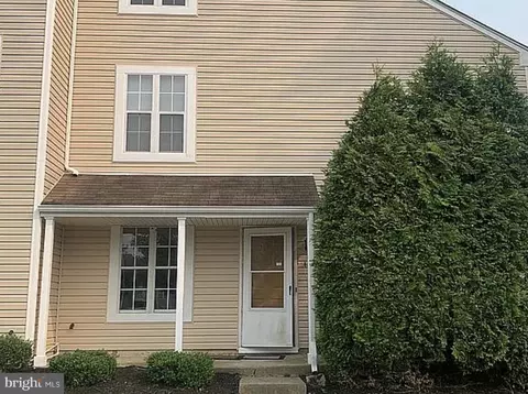 403 Paddock Ct, Sewell, NJ 08080