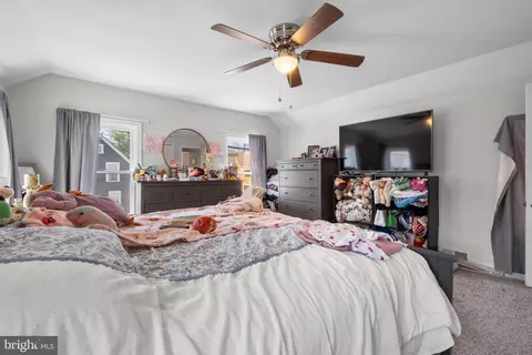 Bedroom - 231 West Ave, Pitman, NJ 08071 photo 2 of 2
