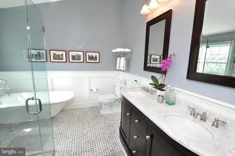 Bath - 261 Jennings Way, Mickleton, NJ 08056 photo 3 of 5