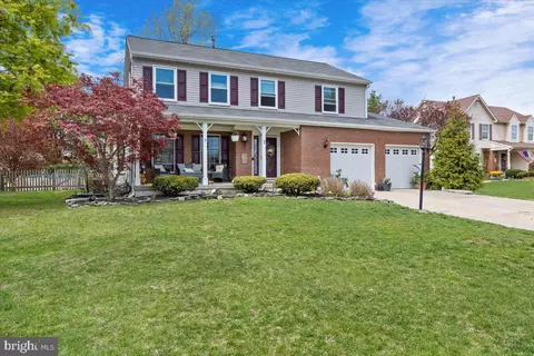 7 Geneva Ct, Glassboro, NJ 08028