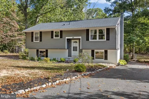 308 Oak Ave, Malaga, NJ 08328