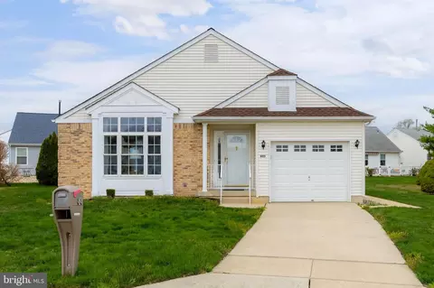605 St Vincent Ct, Williamstown, NJ 08094