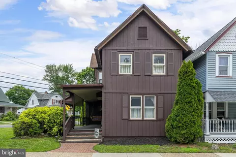 Exterior - 7 West Ave, Pitman, NJ 08071 photo 1 of 3