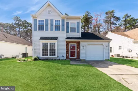 206 Holiday City Blvd, Williamstown, NJ 08094
