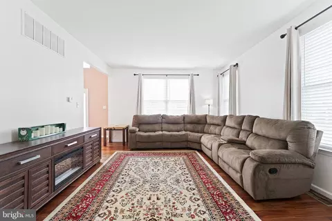 Living - 311 Patsy Ct, West Deptford, NJ 08066 photo 1 of 1