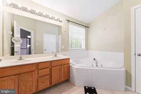 Bath - 311 Patsy Ct, West Deptford, NJ 08066 photo 1 of 1