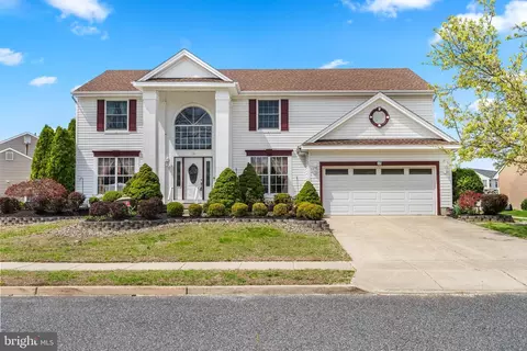 10 Winfield Cir, Sewell, NJ 08080