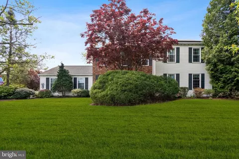 Exterior - 9 Still Run Dr, Mickleton, NJ 08056 photo 2 of 6