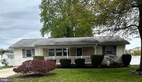 122 Mckinley Ave, Turnersville, NJ 08012