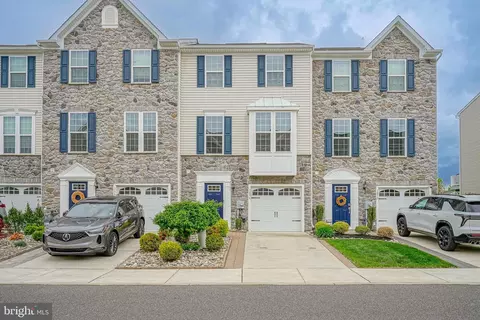 1056 Prime Pl, Sewell, NJ 08080