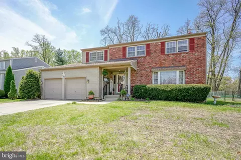 118 Golfview Dr, Sewell, NJ 08080