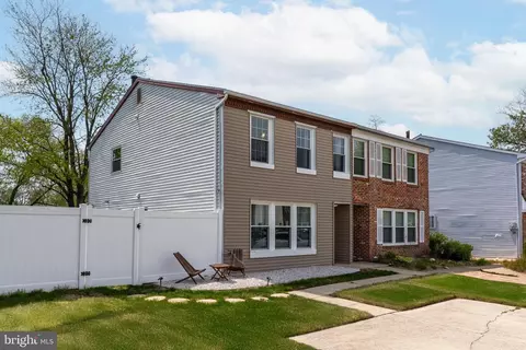 43 Ptolemy Ct, Sewell, NJ 08080