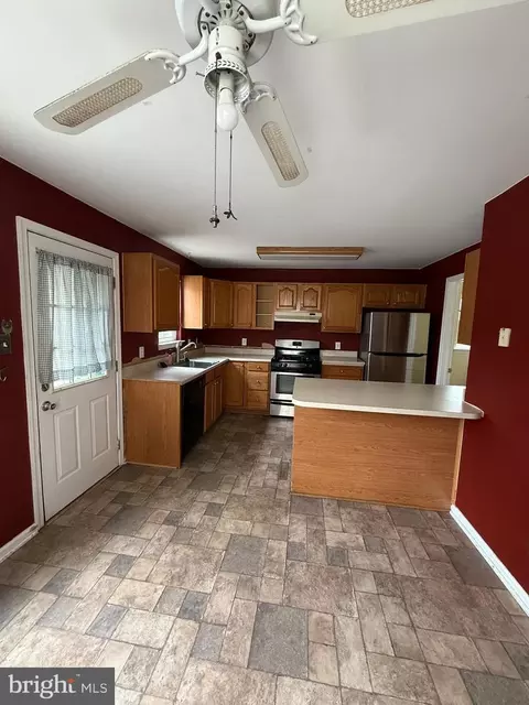 Kitchen - 42 Fourth Ave, Pitman, NJ 08071 photo 2 of 2