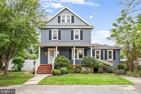 407 Linwood Ave, Grenloch, NJ 08032