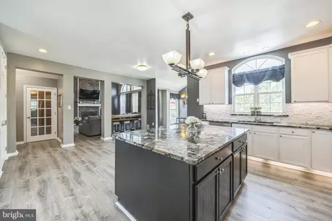 Entry Way - 104 Abigail Ln, Mickleton, NJ 08056 photo 9 of 13
