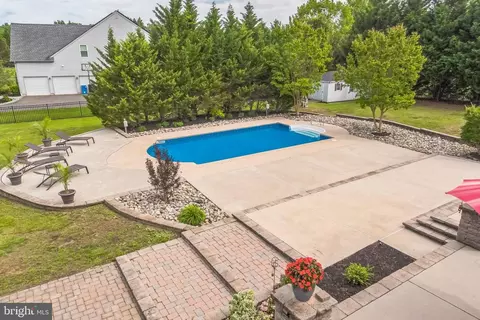 Exterior - 104 Abigail Ln, Mickleton, NJ 08056 photo 13 of 18