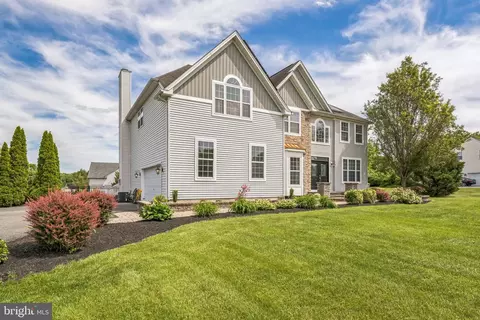Exterior - 104 Abigail Ln, Mickleton, NJ 08056 photo 2 of 18