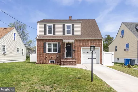 25 Cedar Ave, Westville, NJ 08093