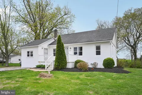 673 Harrisonville Rd, Swedesboro, NJ 08085