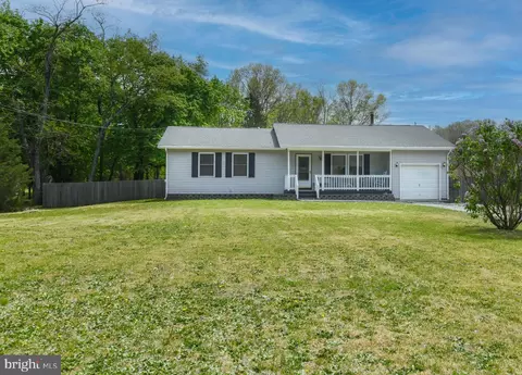 6520 Lake Rd, Newfield, NJ 08344