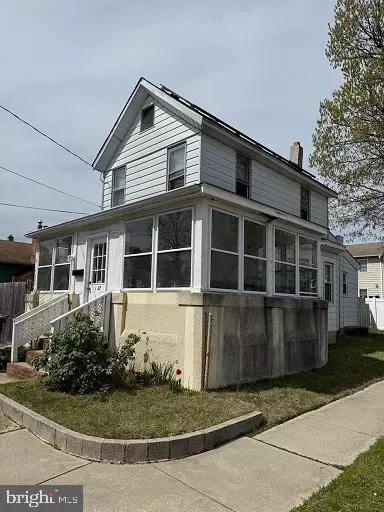 1027 Asbury Ave, National Park, NJ 08063