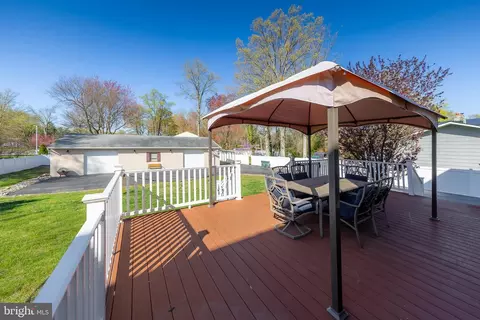 Exterior - 91 Harmony Rd, Mickleton, NJ 08056 photo 3 of 5