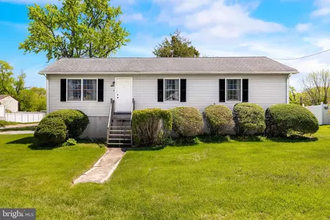 840 May Ave, Deptford, NJ 08096