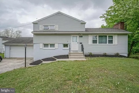 101 Sylvan Ter, Glassboro, NJ 08028