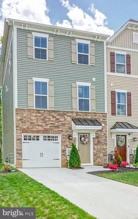 101 Bantry St, Woolwich Township, NJ 08085
