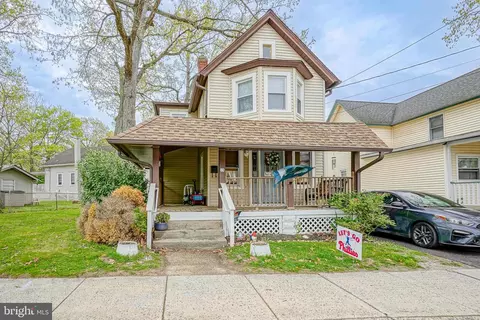 19 Laurel Ave, Pitman, NJ 08071