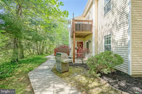 1432 Tristram Cir, Mantua, NJ 08051