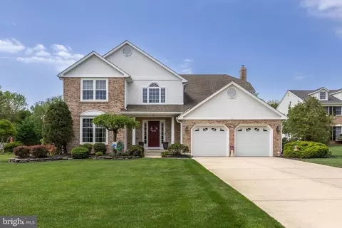 3 Kimberlee Ct, Sewell, NJ 08080