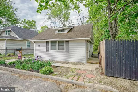 59 W First Ave, Mantua, NJ 08051